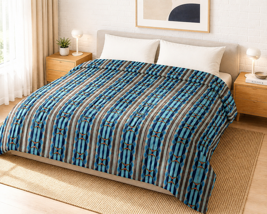 Carnival Kiss Stripe Comforter
